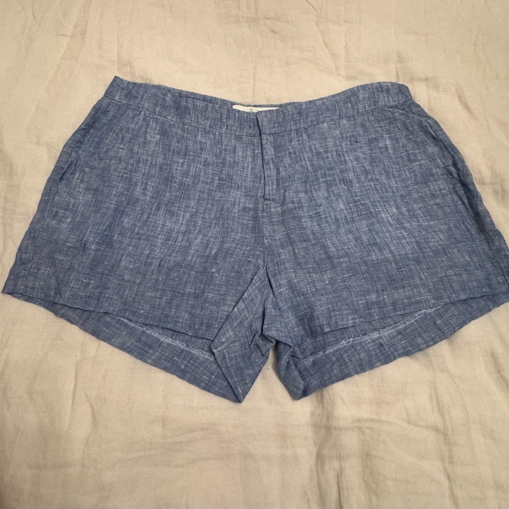 Joie Linen Merci Shorts in Chambray - size 2